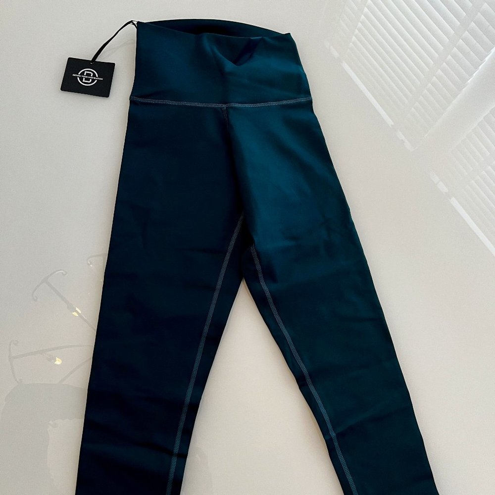 NWT!! Define Your Inspiration DYI 'Take Control' Leggings